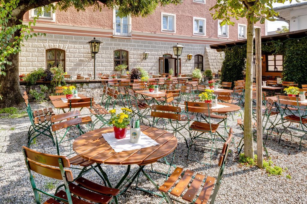Altstadt- Und Businesshotel Pfaubraeu - Brauereigasthof - Fruehstuecksbuffet - Kostenfreie Radgarage - Hunde Willkommen Trostberg an der Alz Camera foto